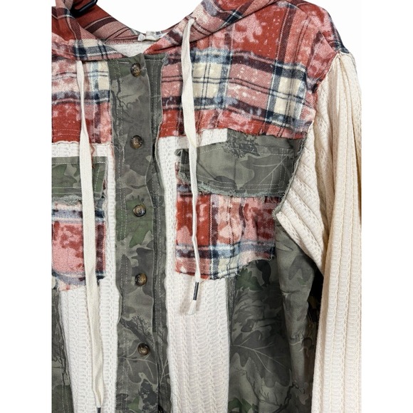 POL Call It Out Camo Print Hoodie Jacket Small Boho Patchwork Plaid Crochet 90s - Picture 8 of 14